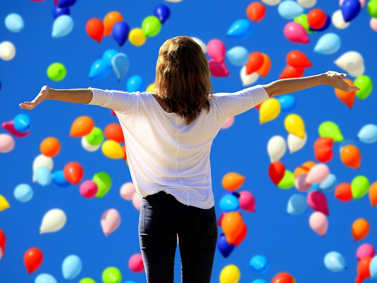 image of positive thinking, mental health, well-being, happiness 